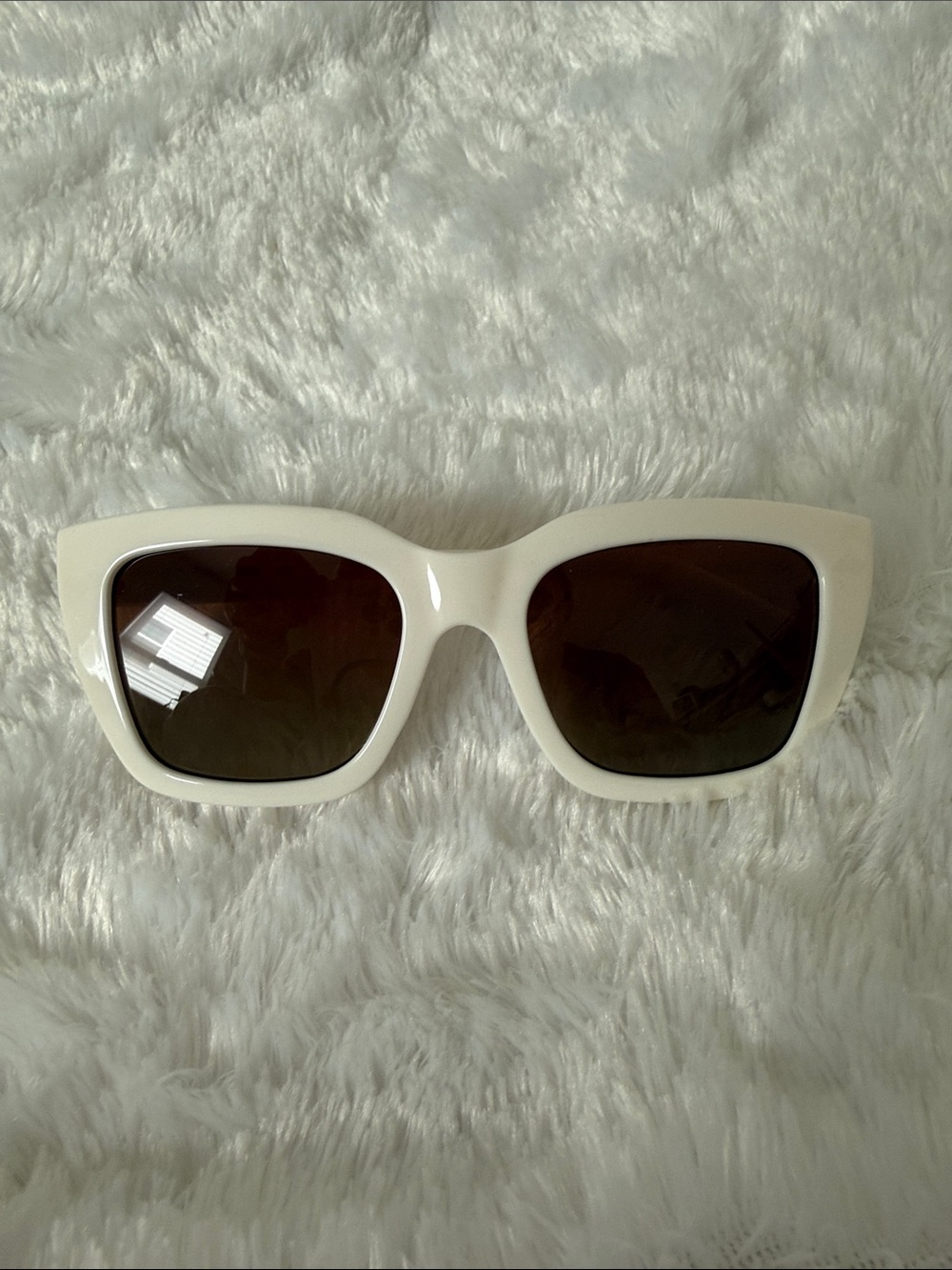 Suncloud “Marion” ivory and polarized brown sunglasses brand new